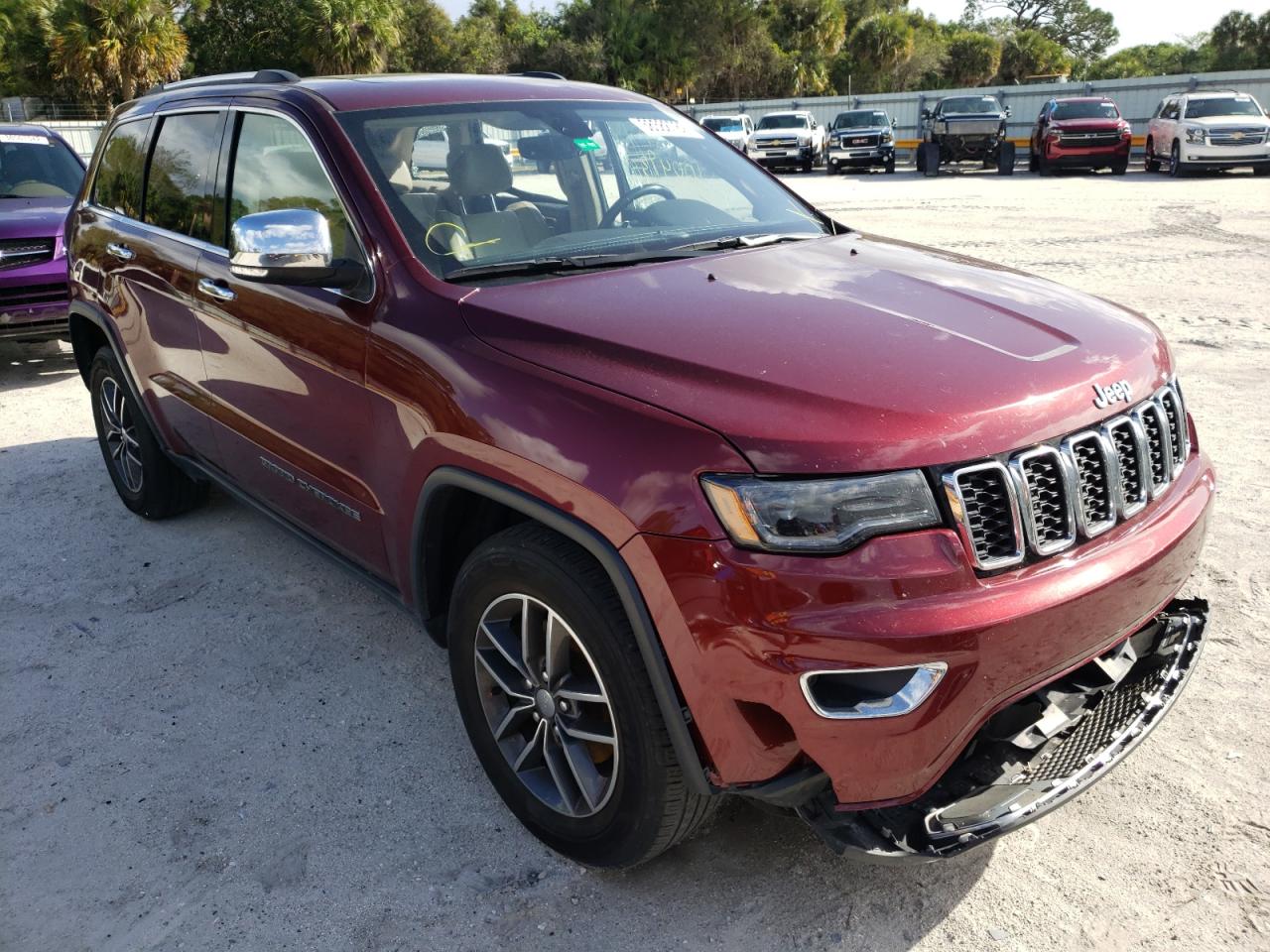 JEEP GRAND CHER 2017 with VIN 1C4RJEBG0HC902718 - Photo from auction