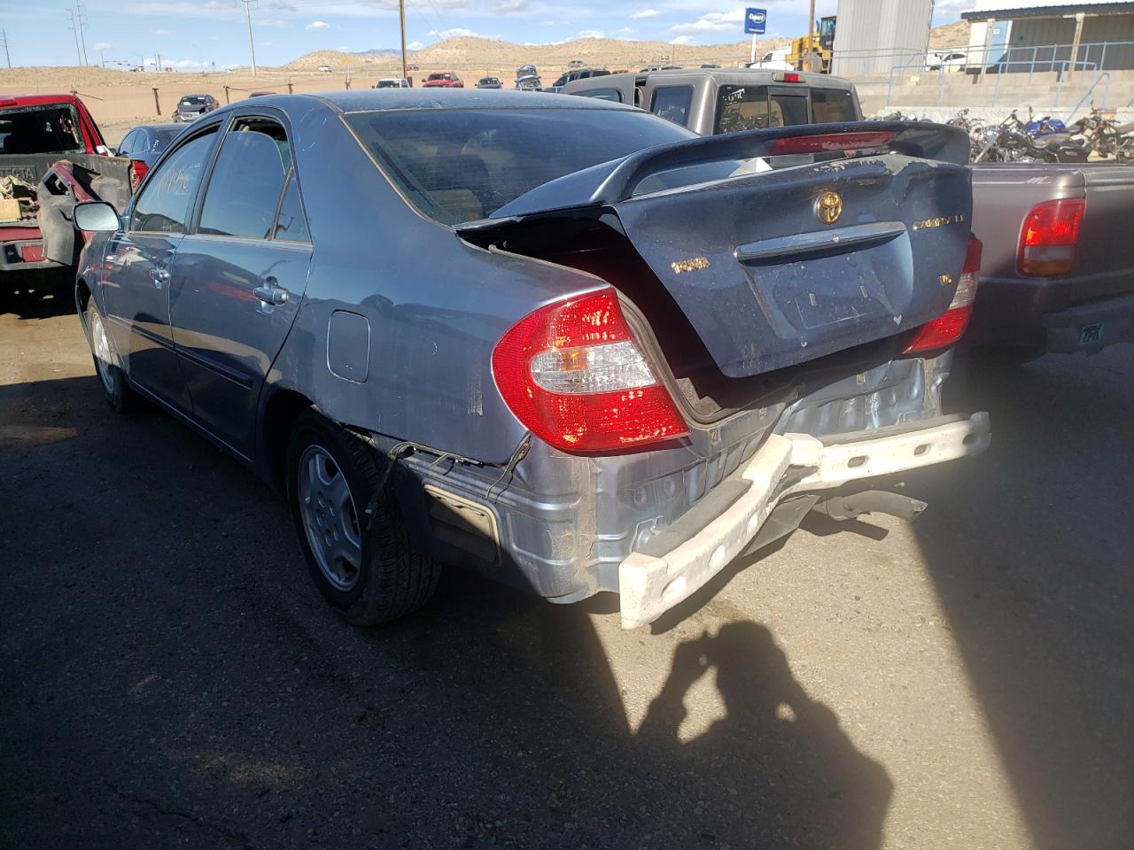 Photo 3 from auction – 2002 TOYOTA CAMRY LE with VIN 4T1BF32KX2U531401