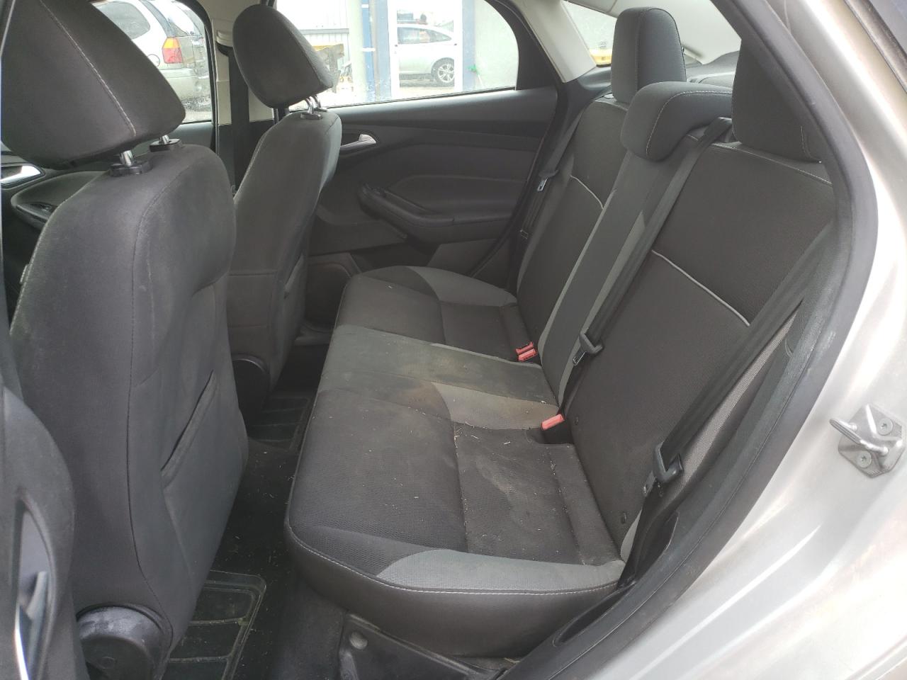 Photo 6 from auction – 2014 FORD FOCUS SE with VIN 1FADP3F24EL318657