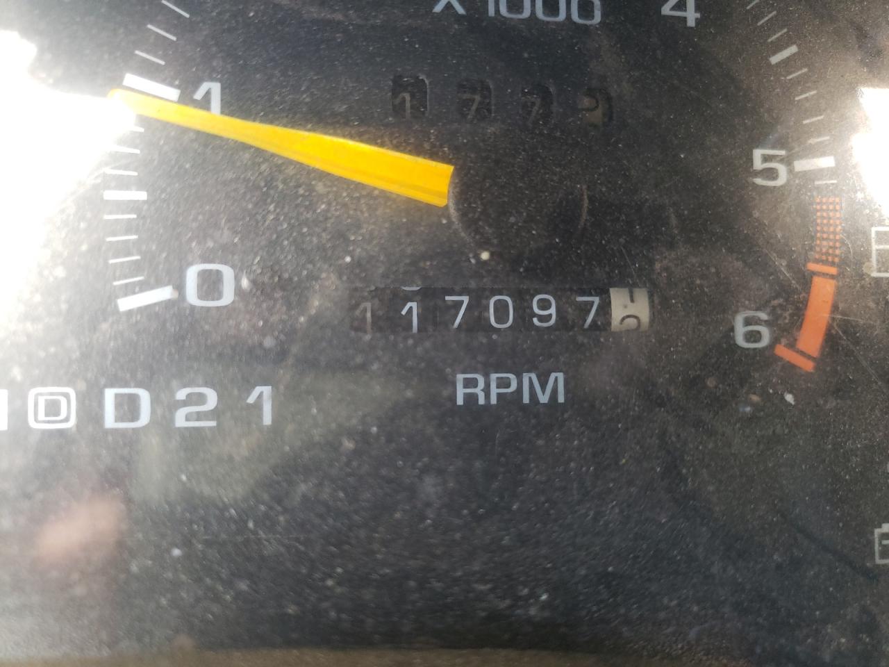 Photo 8 from auction – 1995 CHEVROLET BLAZER with VIN 1GNDT13W3S2207768