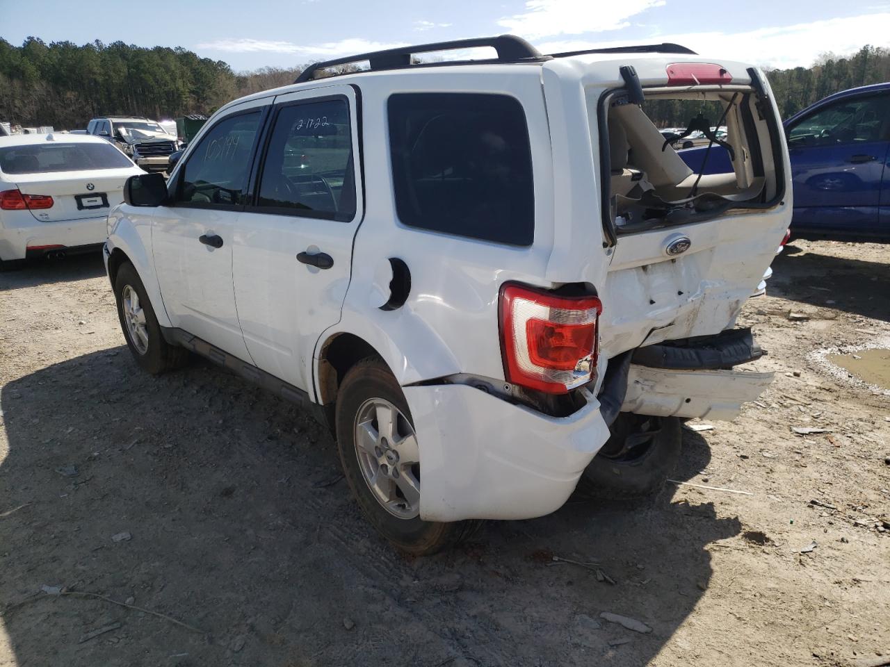 Photo 3 from auction – 2012 FORD ESCAPE XLS with VIN 1FMCU9C78CKC70130