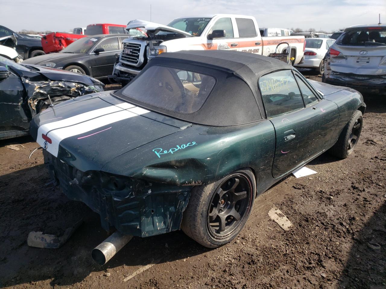 Photo 4 from auction – 2002 MAZDA MX-5 MIATA with VIN JM1NB353820232059
