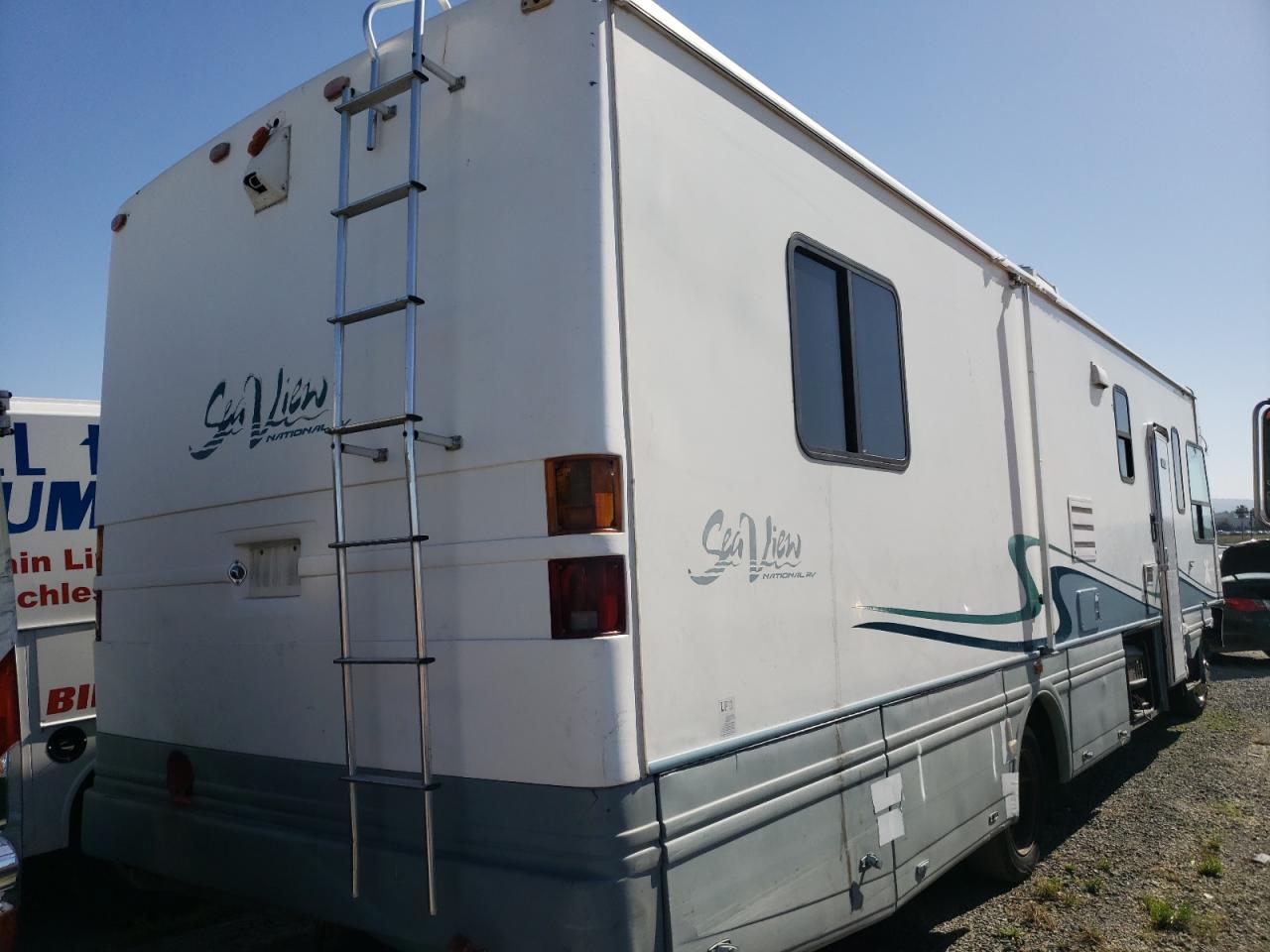 Photo 4 from auction – 2000 FORD F550 SUPER with VIN 1FCNF53S8Y0A08471