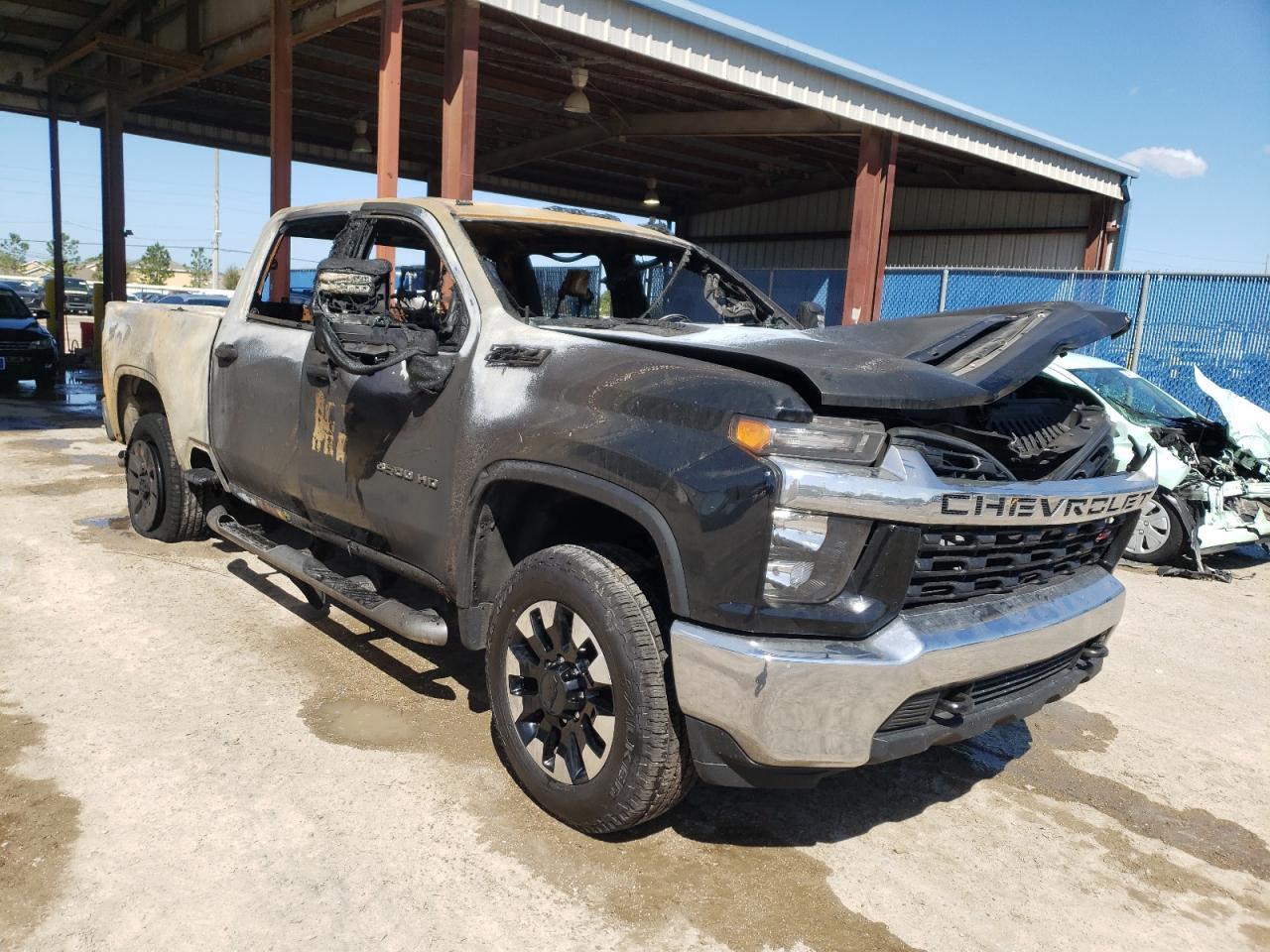 CHEVROLET SILVERADO 2020 with VIN 1GC4YNEYXLF231611 - Photo from auction