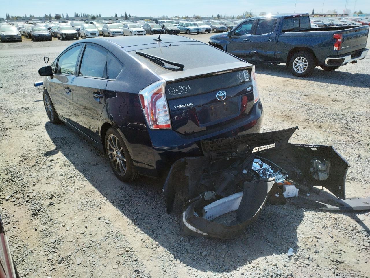 Photo 3 from auction – 2014 TOYOTA PRIUS with VIN JTDKN3DU4E0363367