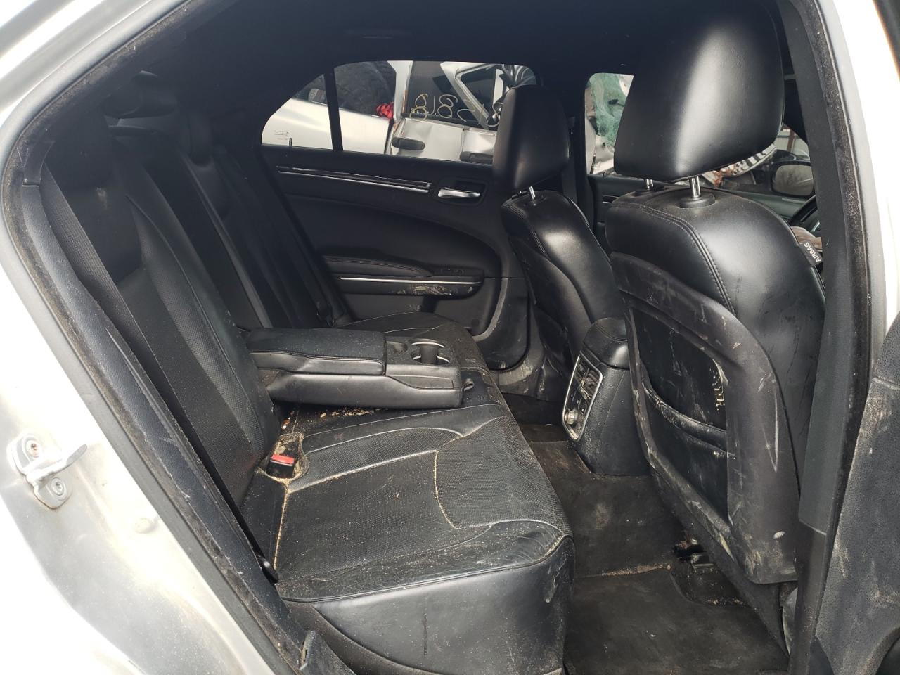 Photo 6 from auction – 2012 CHRYSLER 300C with VIN 2C3CCAET0CH309145