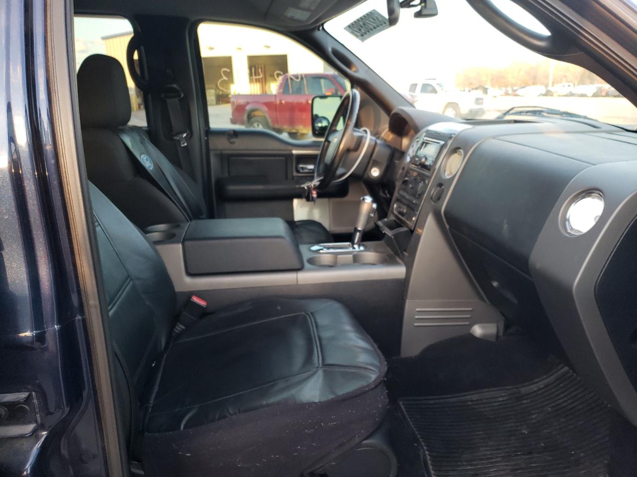 Photo 5 from auction – 2005 FORD F150 SUPER with VIN 1FTPW14595FA26724