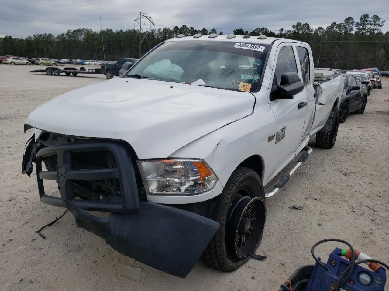 Photo 2 from auction – 2018 RAM 2500 ST with VIN 3C6UR4HJ4JG212044