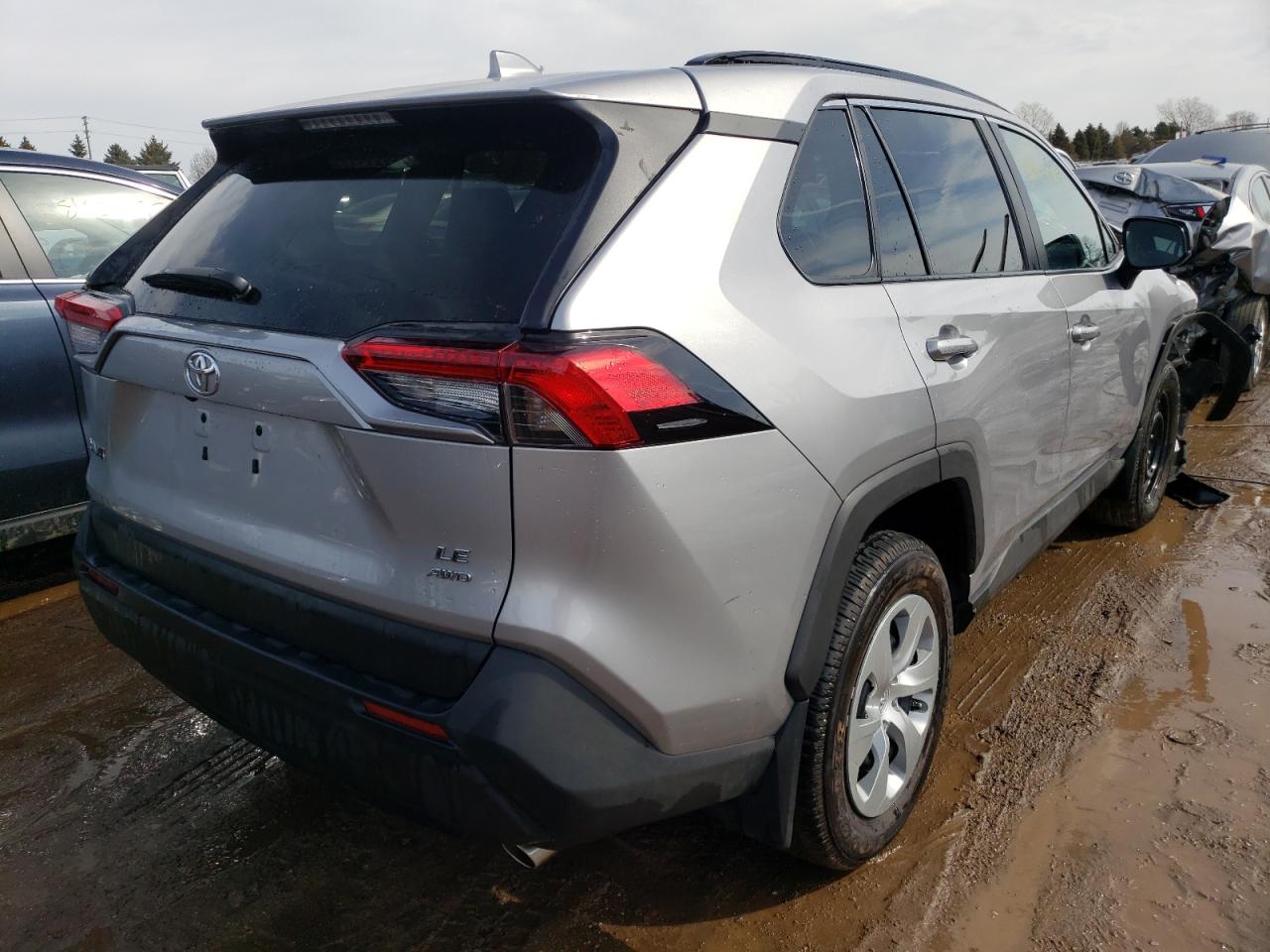 Photo 4 from auction – 2020 TOYOTA RAV4 LE with VIN 2T3F1RFV7LC085466