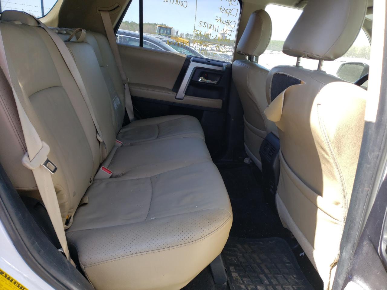 Photo 6 from auction – 2015 TOYOTA 4RUNNER SR with VIN JTEZU5JR9F5103205
