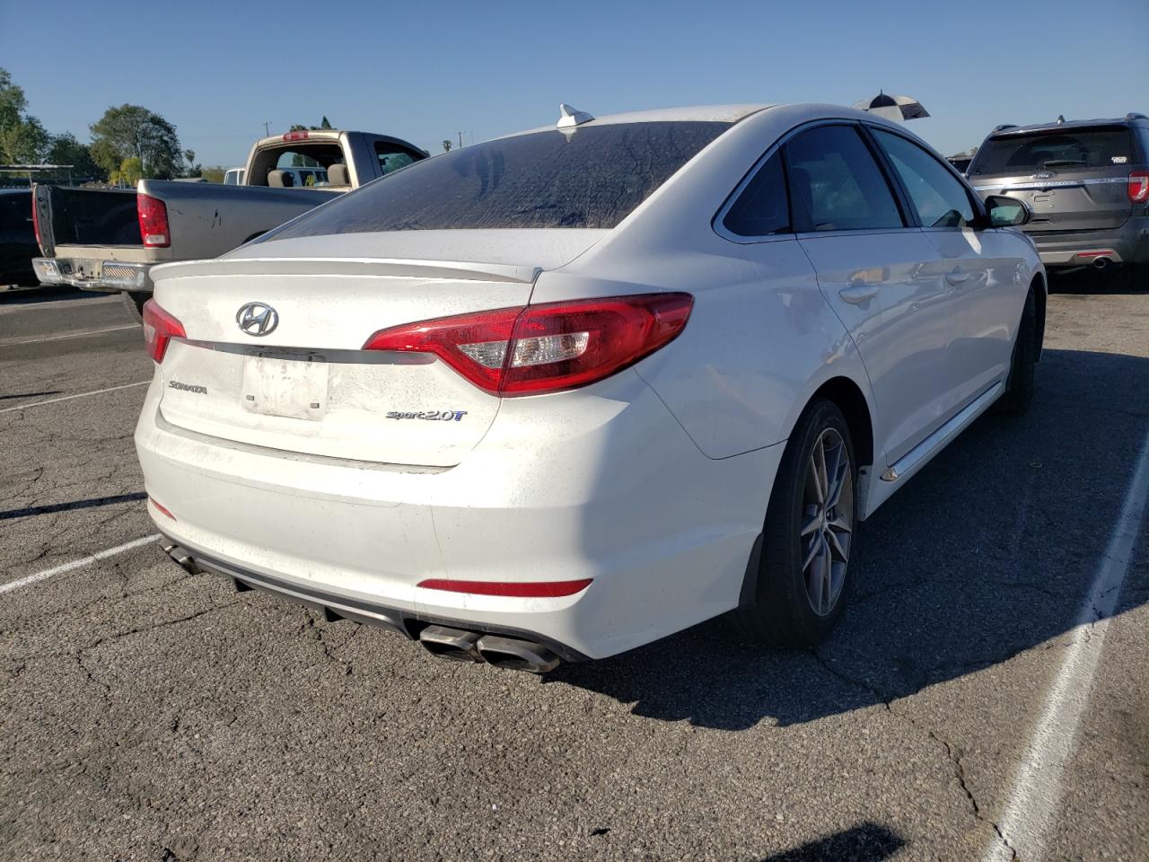 Photo 4 from auction – 2017 HYUNDAI SONATA SPO with VIN 5NPE34AB8HH569052