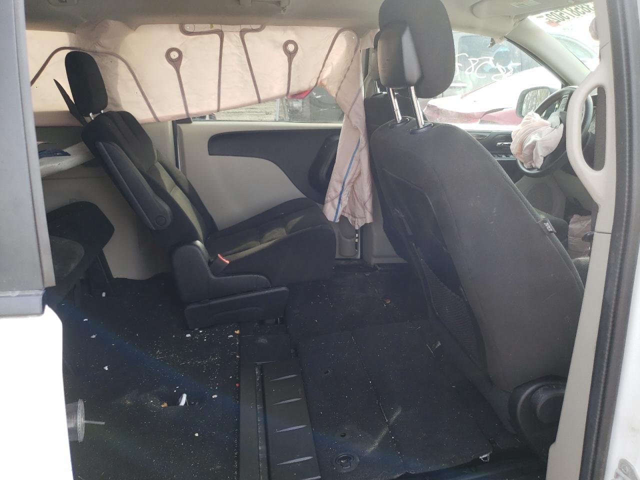 Photo 6 from auction – 2015 DODGE GRAND CARA with VIN 2C4RDGBG3FR668601