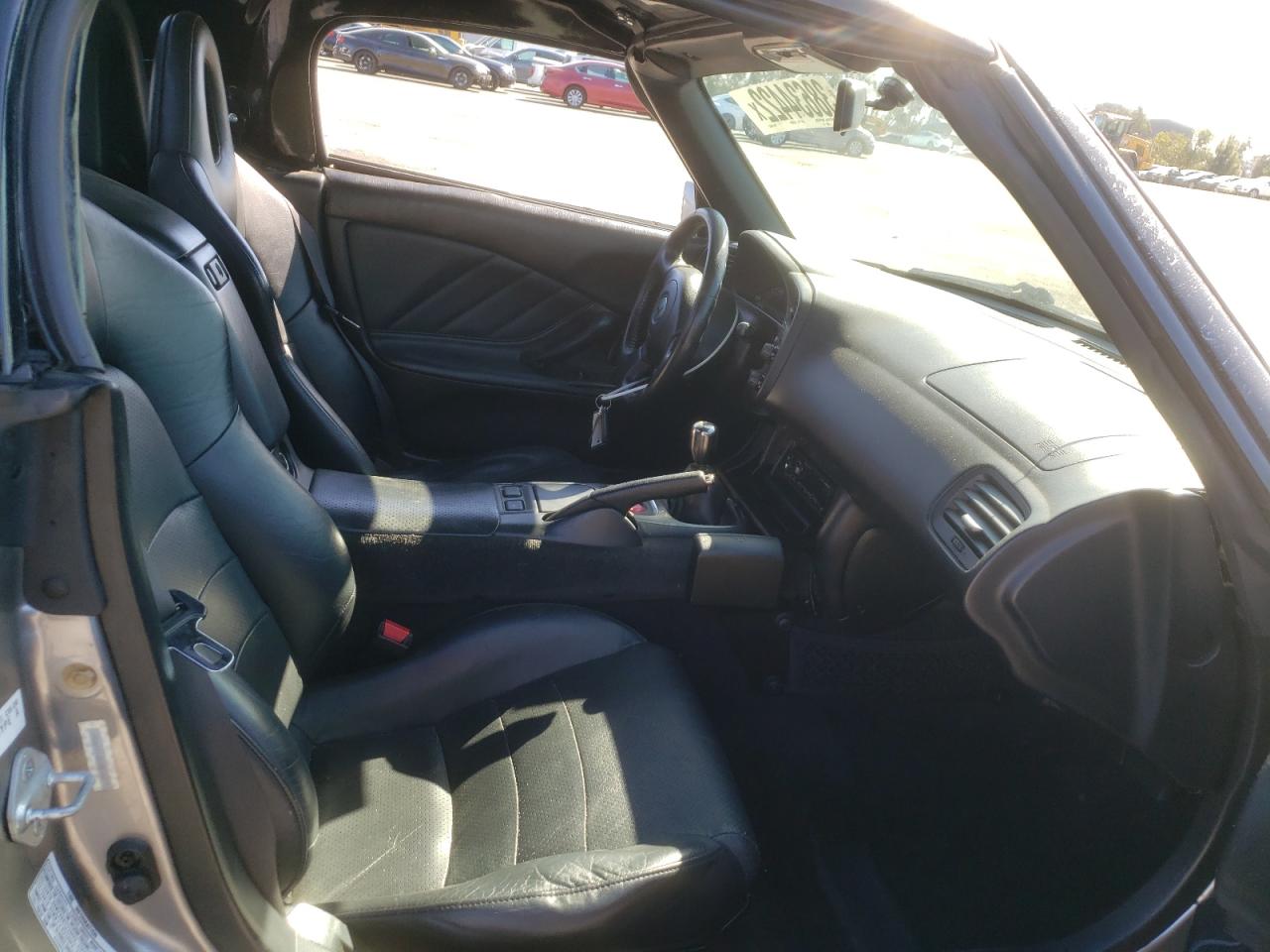 Photo 5 from auction – 2000 HONDA S2000 with VIN JHMAP1145YT005257