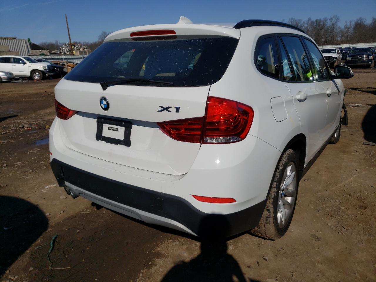 Photo 4 from auction – 2015 BMW X1 XDRIVE2 with VIN WBAVL1C51FVY29680