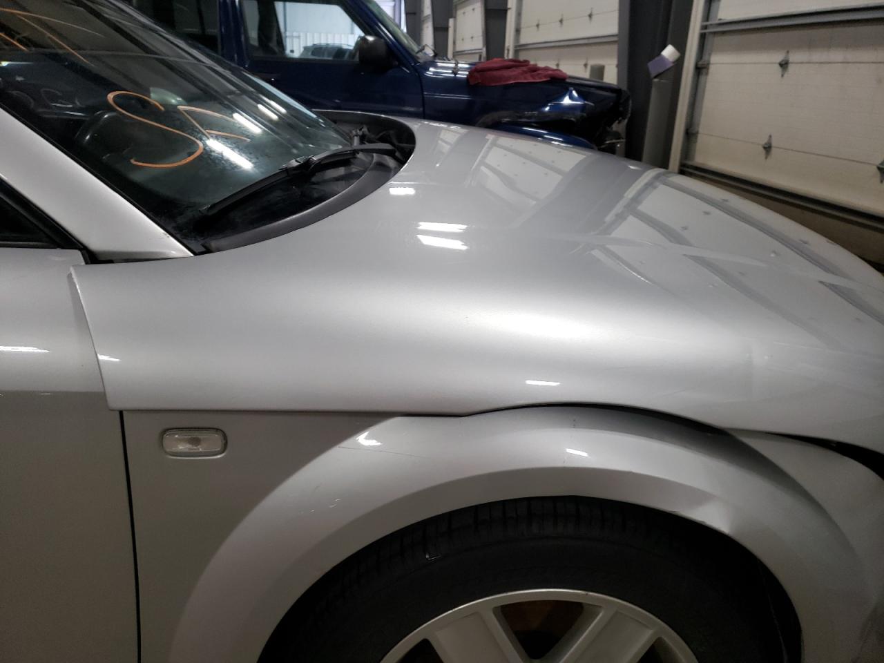 Photo 9 from auction – 2000 AUDI TT with VIN TRUTC28N7Y1009287
