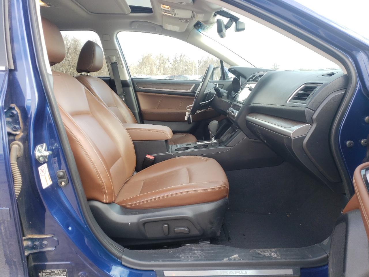 Photo 5 from auction – 2017 SUBARU OUTBACK TO with VIN 4S4BSETC8H3322655