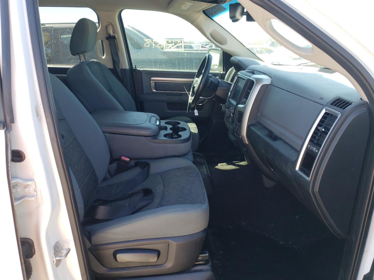 Photo 5 from auction – 2015 RAM 1500 SLT with VIN 1C6RR6LT9FS676313
