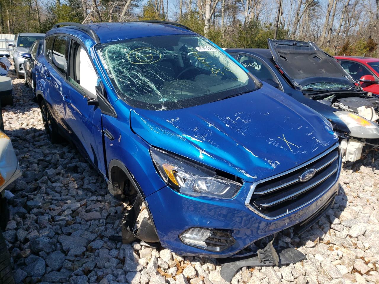 FORD ESCAPE SE 2018 with VIN 1FMCU9GDXJUD22715 - Photo from auction