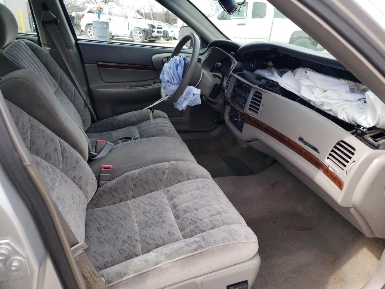 Photo 5 from auction – 2000 CHEVROLET IMPALA with VIN 2G1WF55E0Y9158987