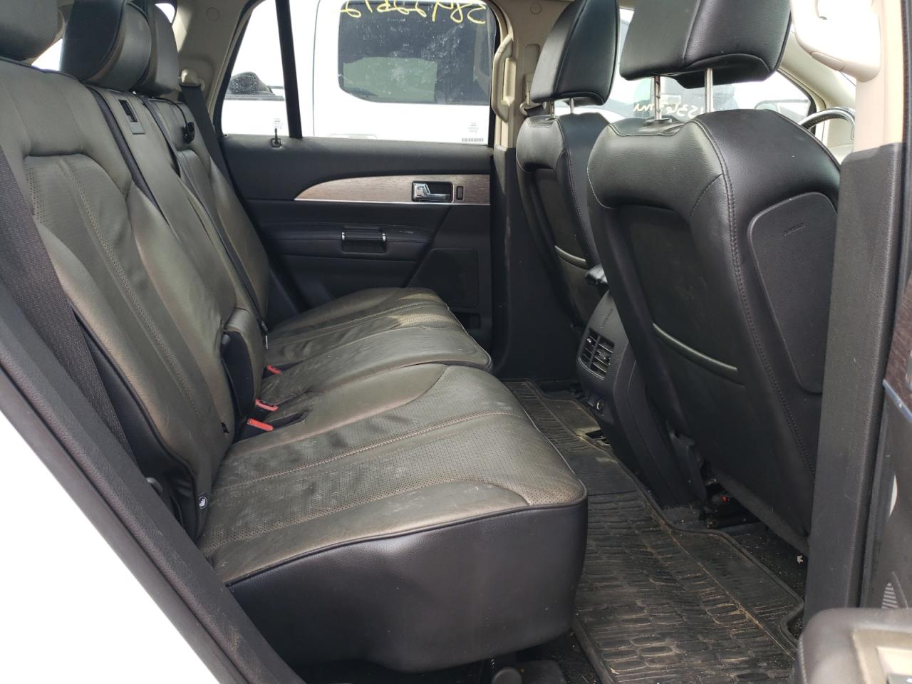 Photo 6 from auction – 2011 LINCOLN MKX with VIN 2LMDJ8JK4BBJ17532