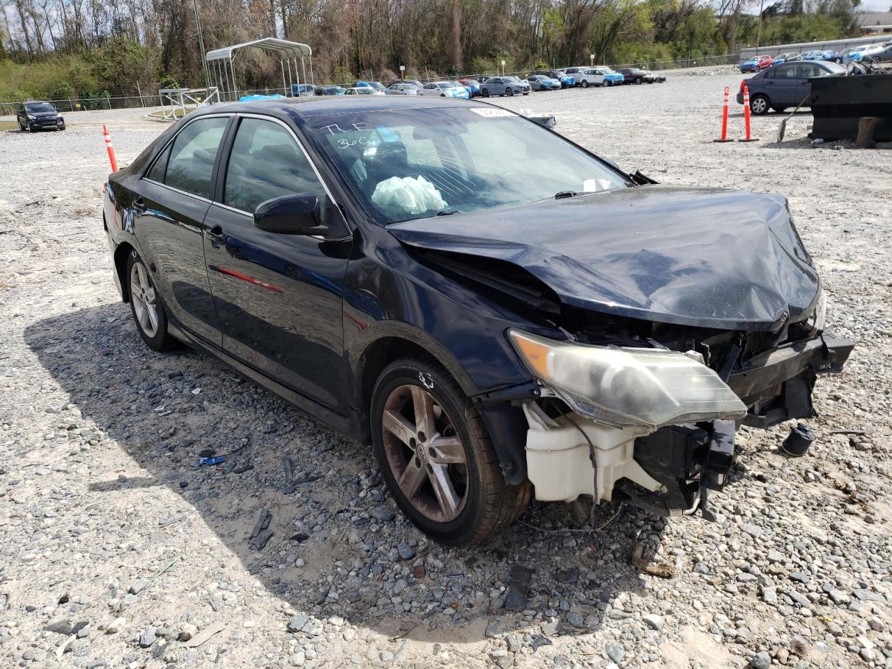 TOYOTA CAMRY L 2014 with VIN 4T1BF1FK6EU325589 - Photo from auction