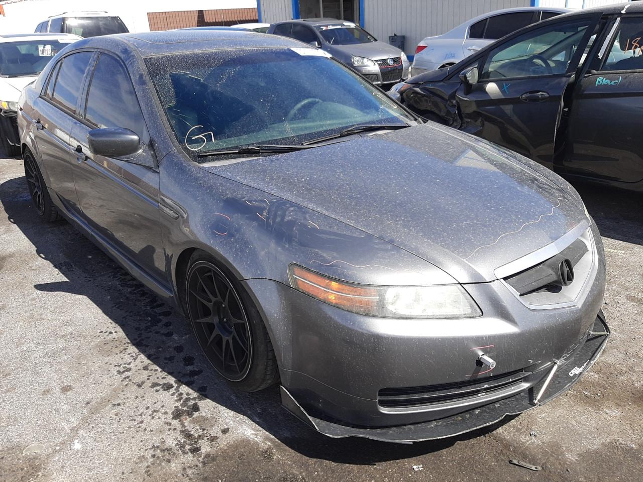 ACURA TL 2005 with VIN 19UUA66295A050733 - Photo from auction