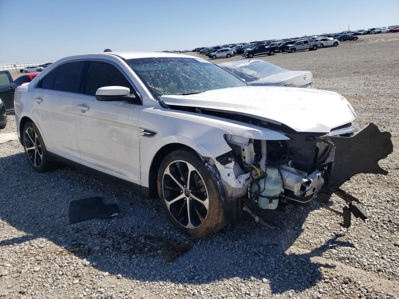 FORD TAURUS SEL 2015 with VIN 1FAHP2E83FG108434 - Photo from auction