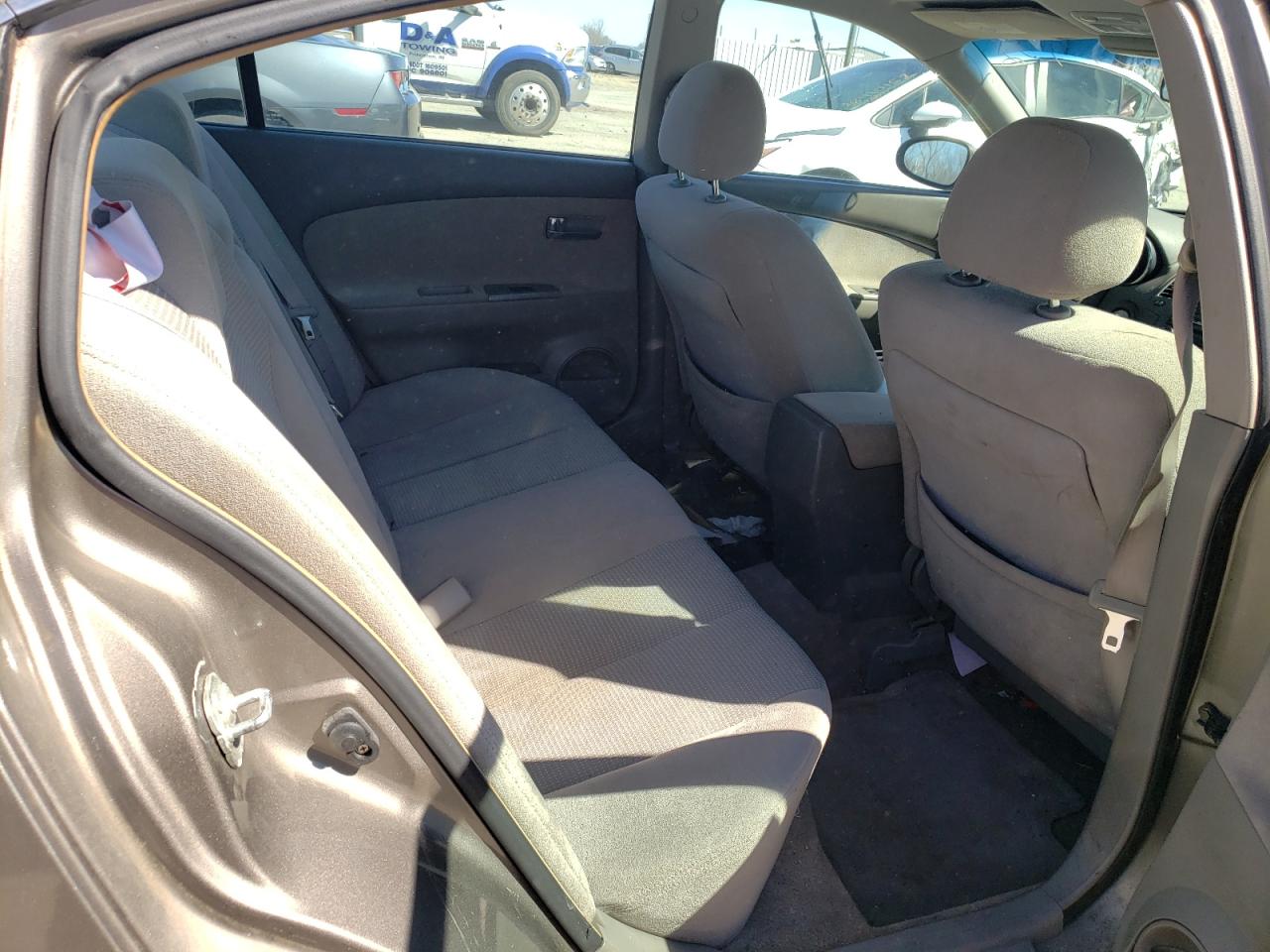 Photo 6 from auction – 2005 NISSAN ALTIMA S with VIN 1N4AL11D05C197878