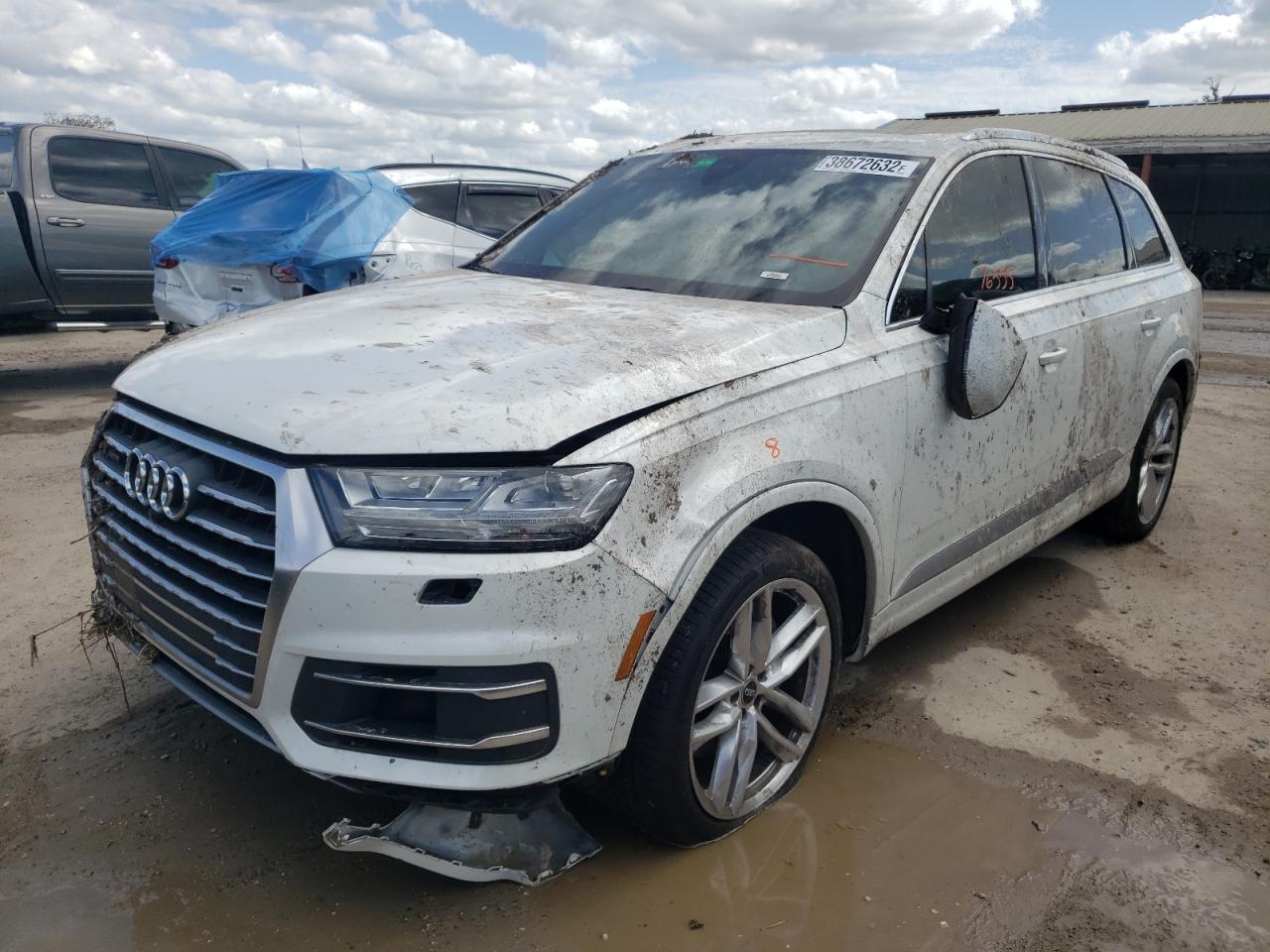 Photo 2 from auction – 2017 AUDI Q7 PRESTIG with VIN WA1VABF79HD009927