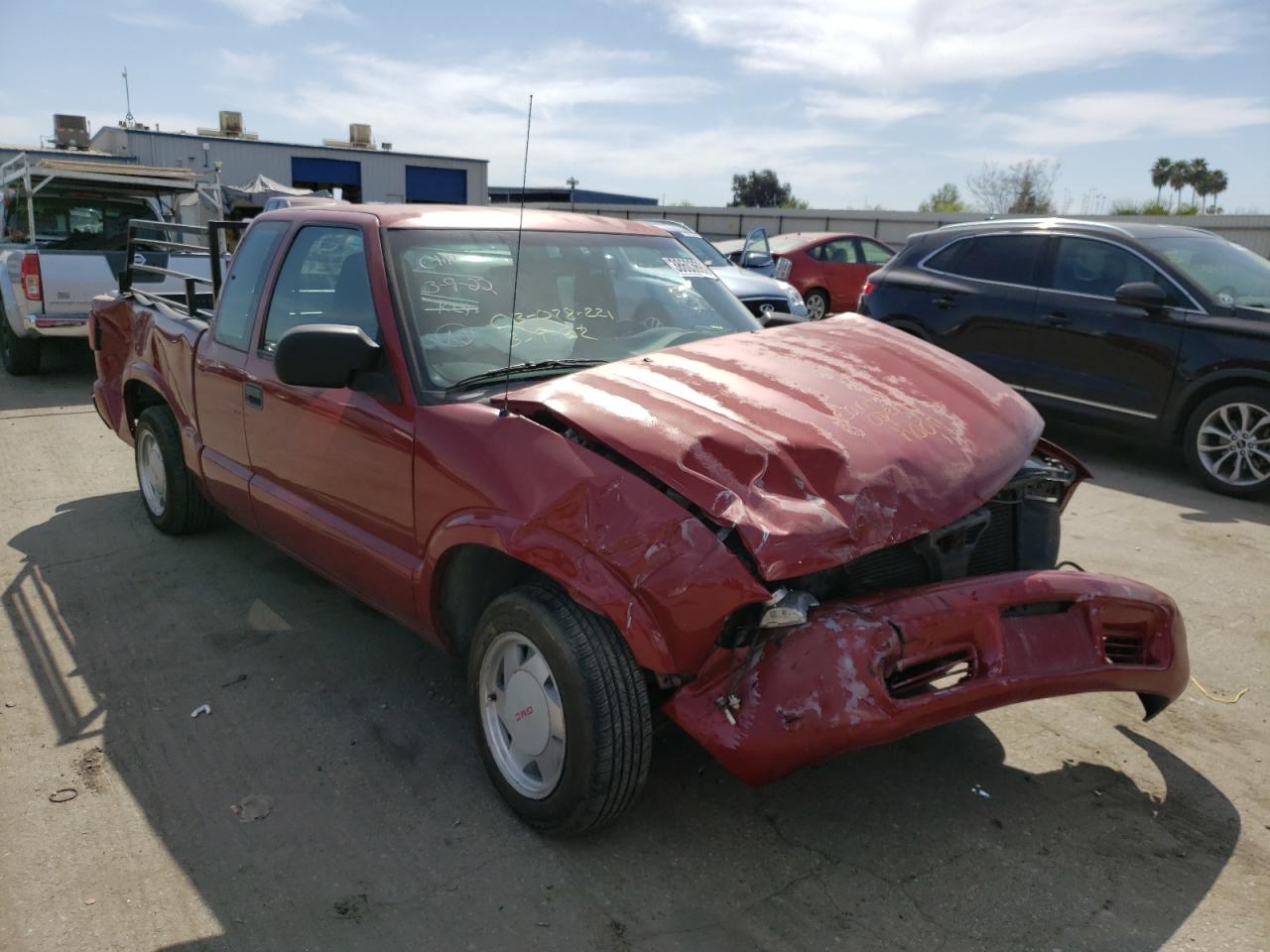 GMC SONOMA 2003 с VIN 1GTCS19X338196888 - Фото с аукциона