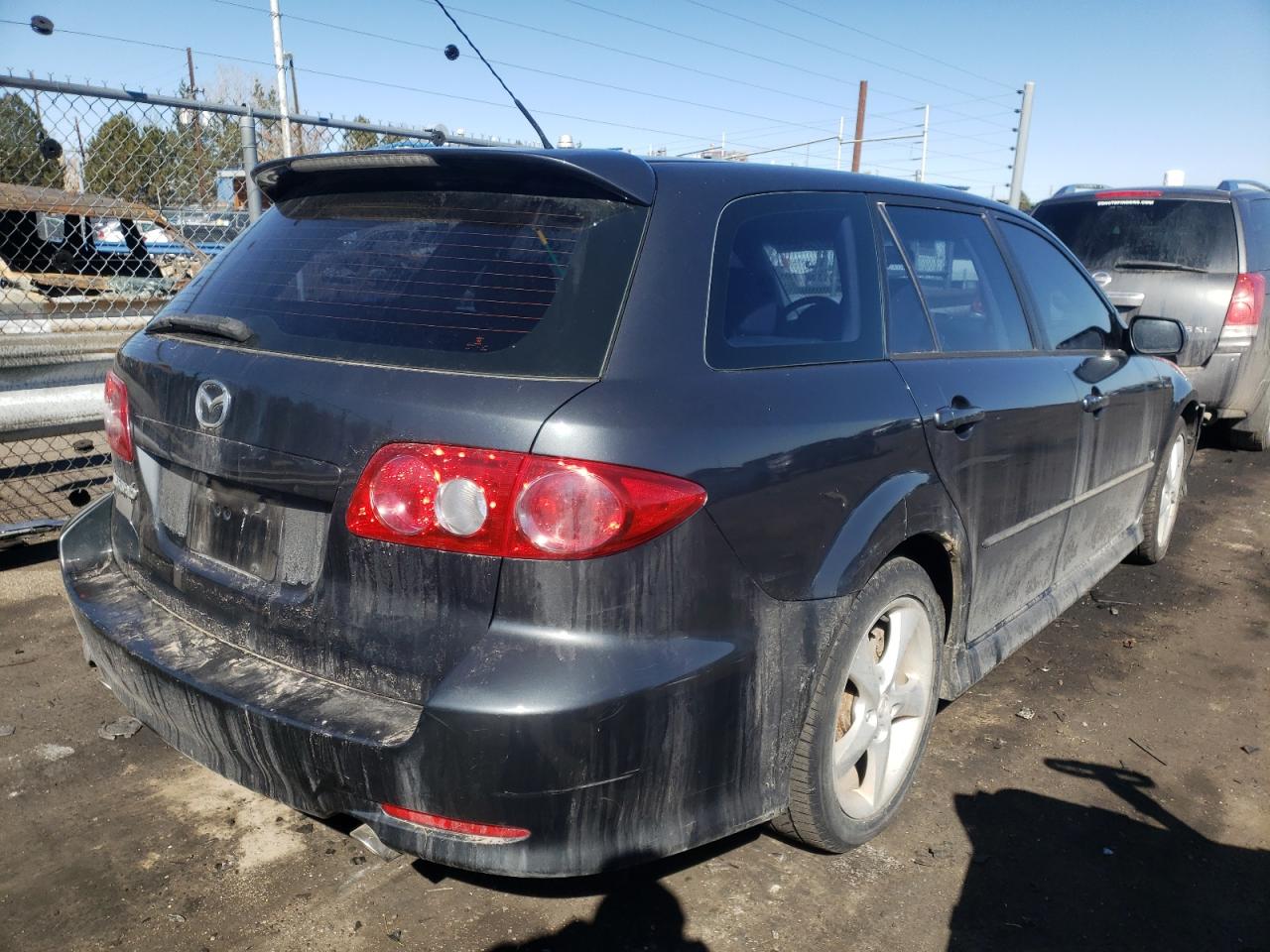 Photo 4 from auction – 2005 MAZDA 6 S with VIN 1YVHP82D655M75234