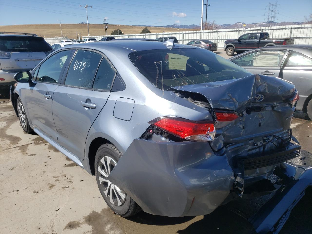 Photo 3 from auction – 2022 TOYOTA COROLLA LE with VIN JTDEAMDE3NJ042941