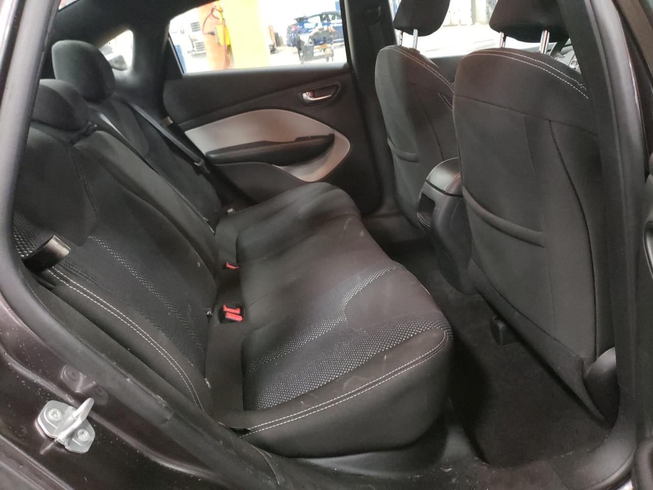 Photo 6 from auction – 2016 DODGE DART SXT with VIN 1C3CDFBB3GD701545