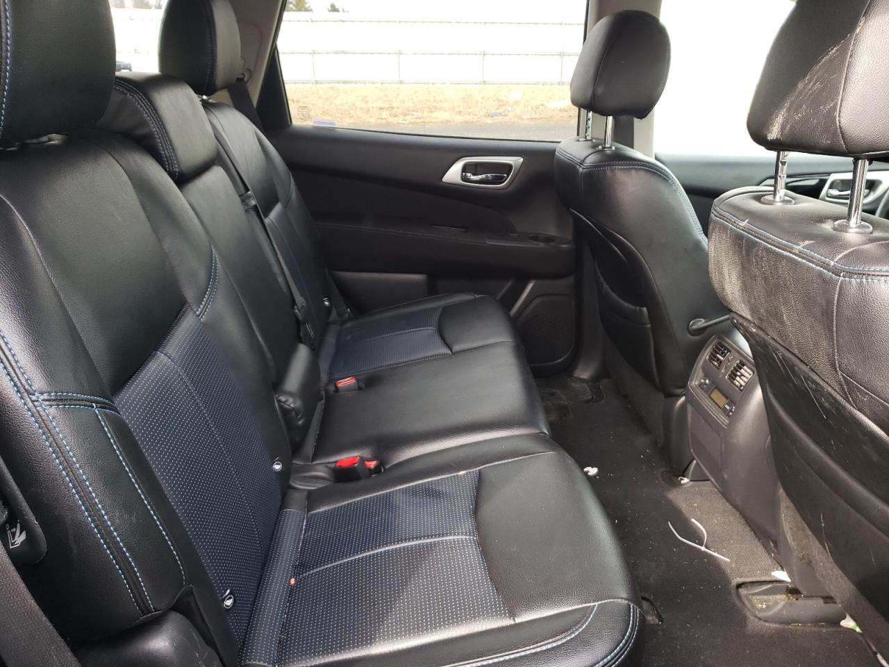 Photo 6 from auction – 2017 NISSAN PATHFINDER with VIN 5N1DR2MM2HC911498