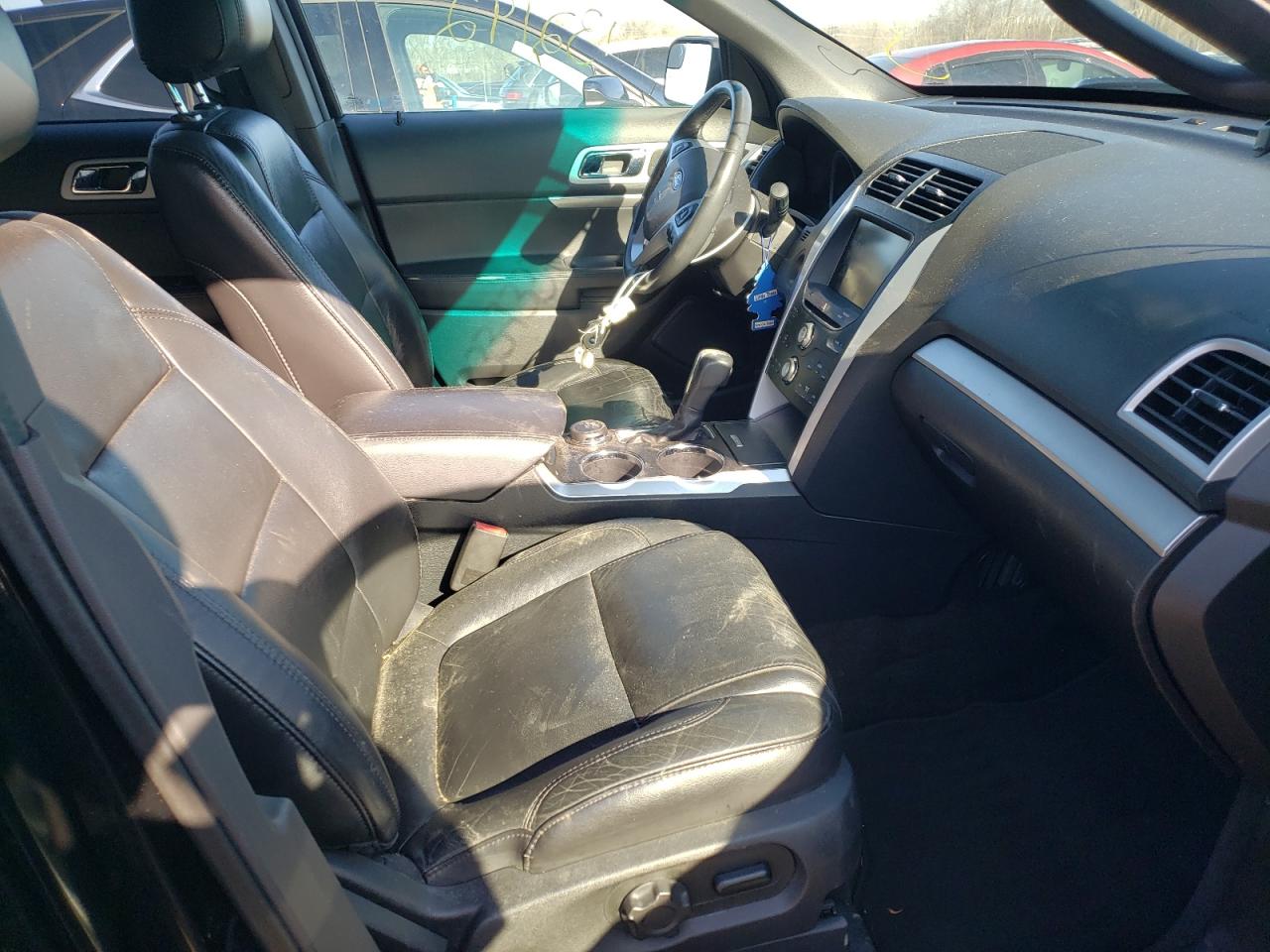 Photo 5 from auction – 2013 FORD EXPLORER X with VIN 1FM5K8D81DGB45779