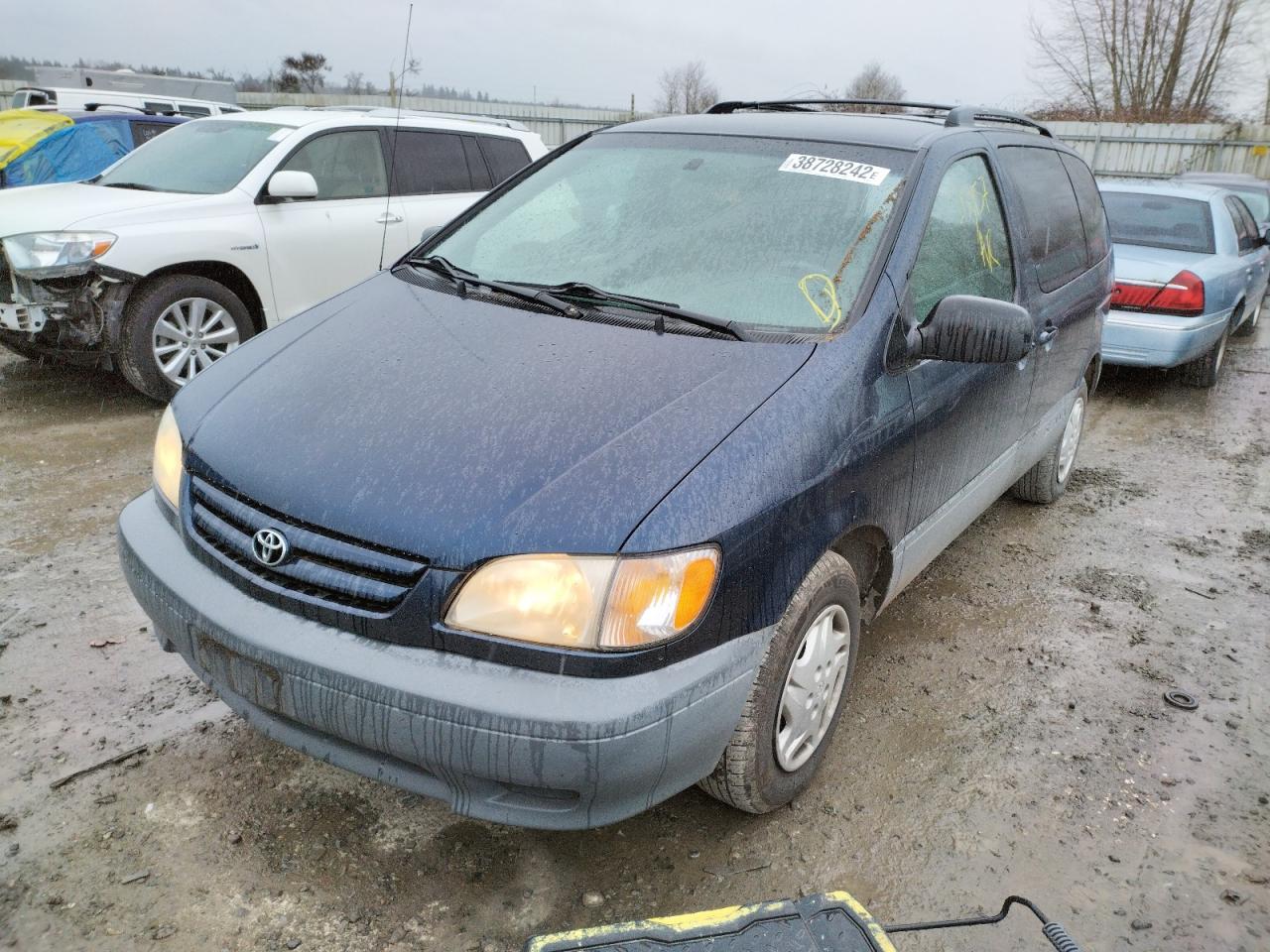 Photo 2 from auction – 2003 TOYOTA SIENNA CE with VIN 4T3ZF19C03U508476