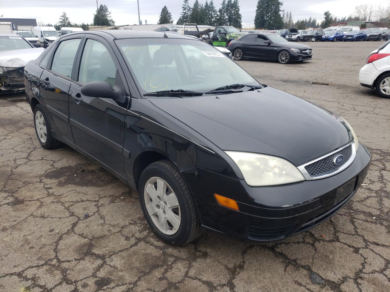 FORD FOCUS ZX4 2007 with VIN 1FAHP34N27W175353 - Photo from auction