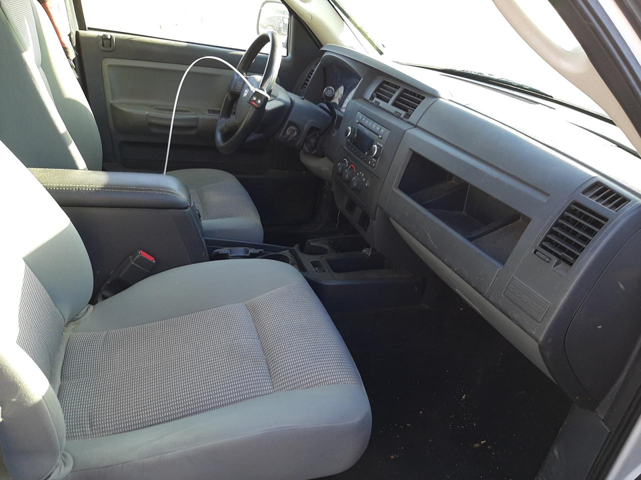 Photo 5 from auction – 2011 DODGE DAKOTA SLT with VIN 1D7RE3GP3BS633697