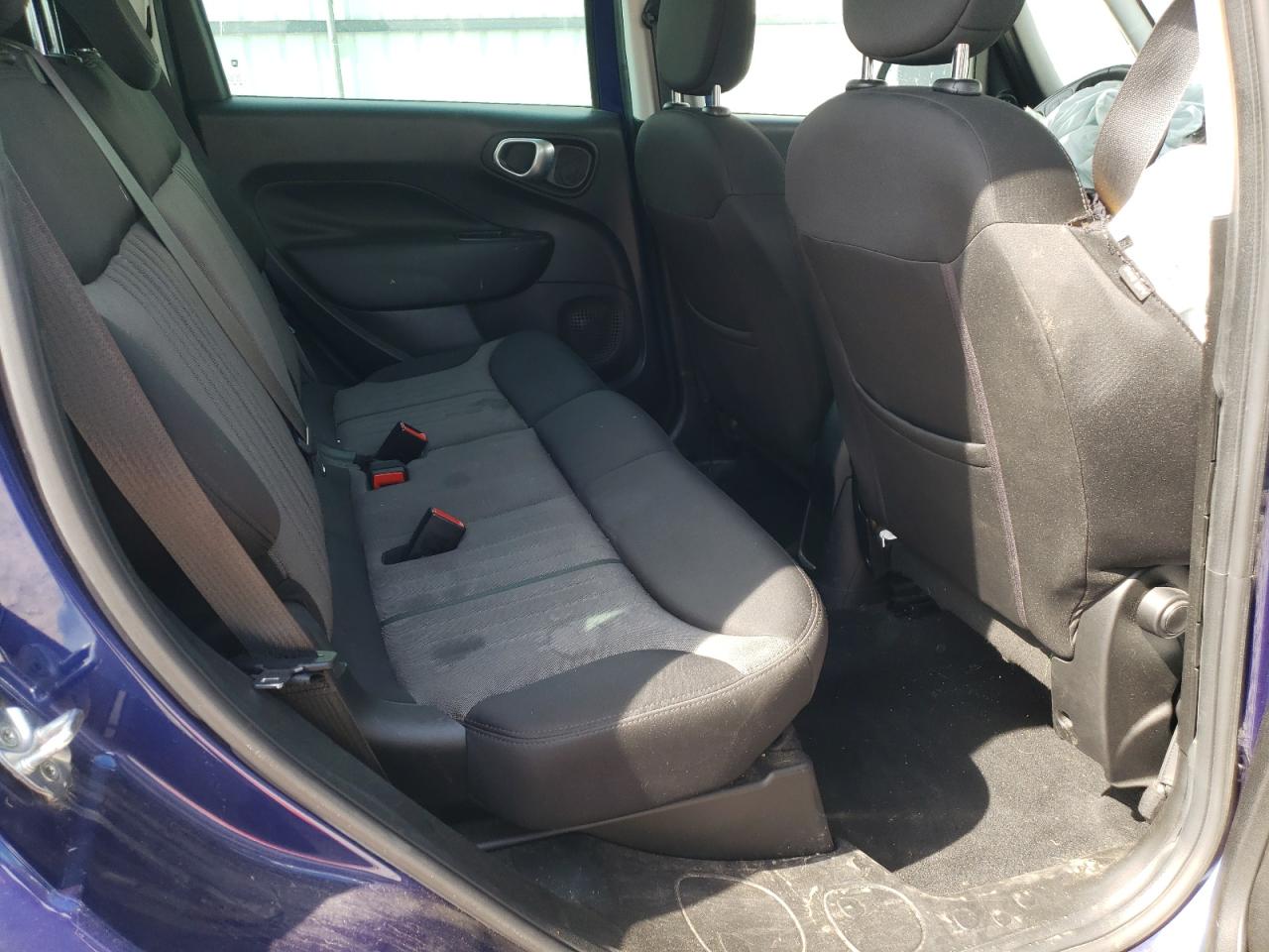 Photo 6 from auction – 2015 FIAT 500L TREKK with VIN ZFBCFADH2FZ033574
