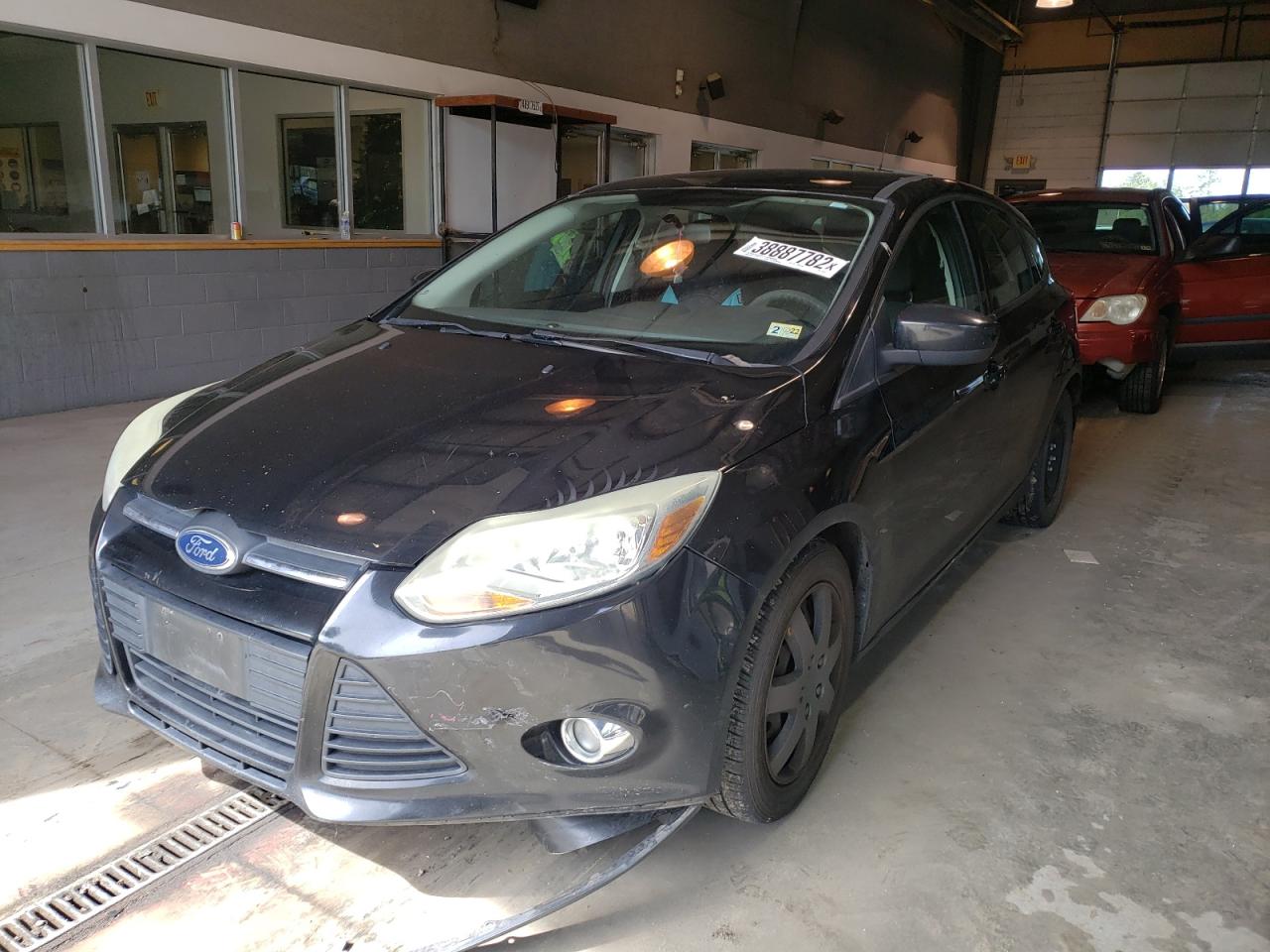 Photo 2 from auction – 2012 FORD FOCUS SE with VIN 1FAHP3K25CL145767