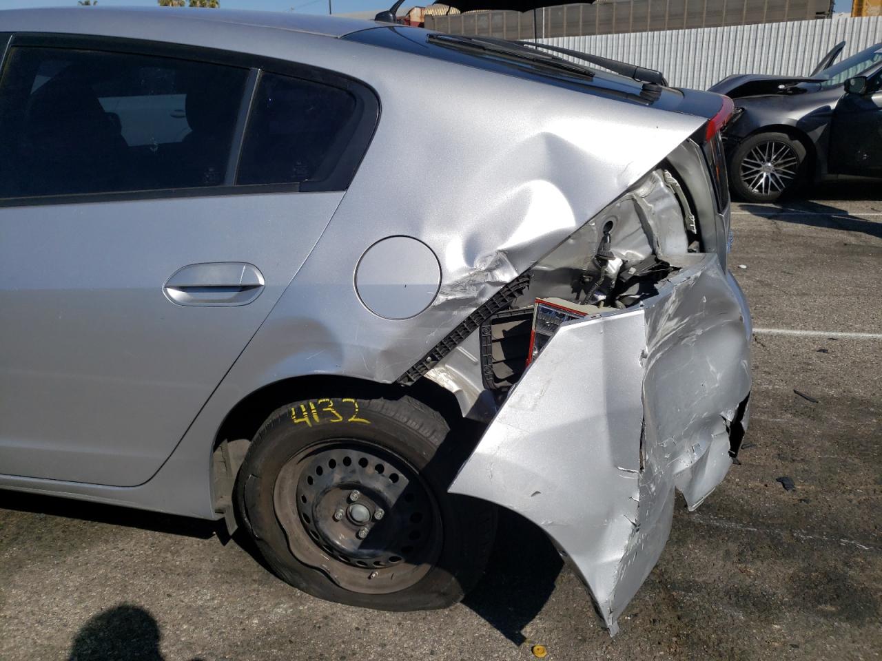 Photo 9 from auction – 2011 HONDA INSIGHT LX with VIN JHMZE2H56BS011708