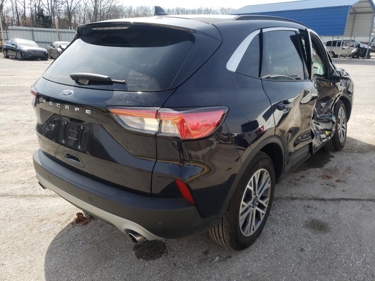 Photo 4 from auction – 2021 FORD ESCAPE SEL with VIN 1FMCU0H68MUA63240