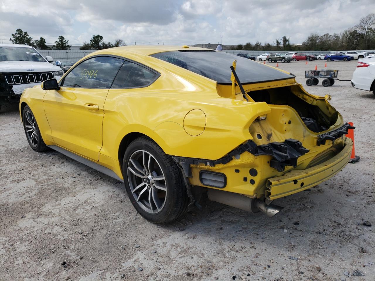 Photo 3 from auction – 2016 FORD MUSTANG with VIN 1FA6P8TH9G5307689