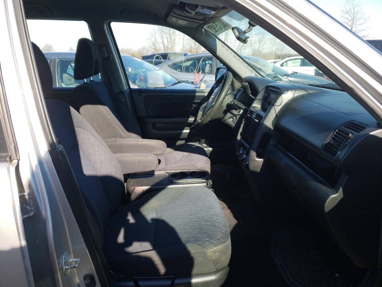 Photo 5 from auction – 2006 HONDA CR-V with VIN SHSRD78566U434530