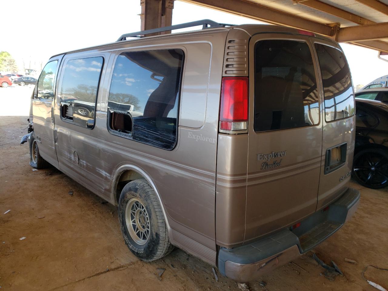 Photo 3 from auction – 1998 CHEVROLET EXPRESS G1 with VIN 1GBFG15R1W1038024