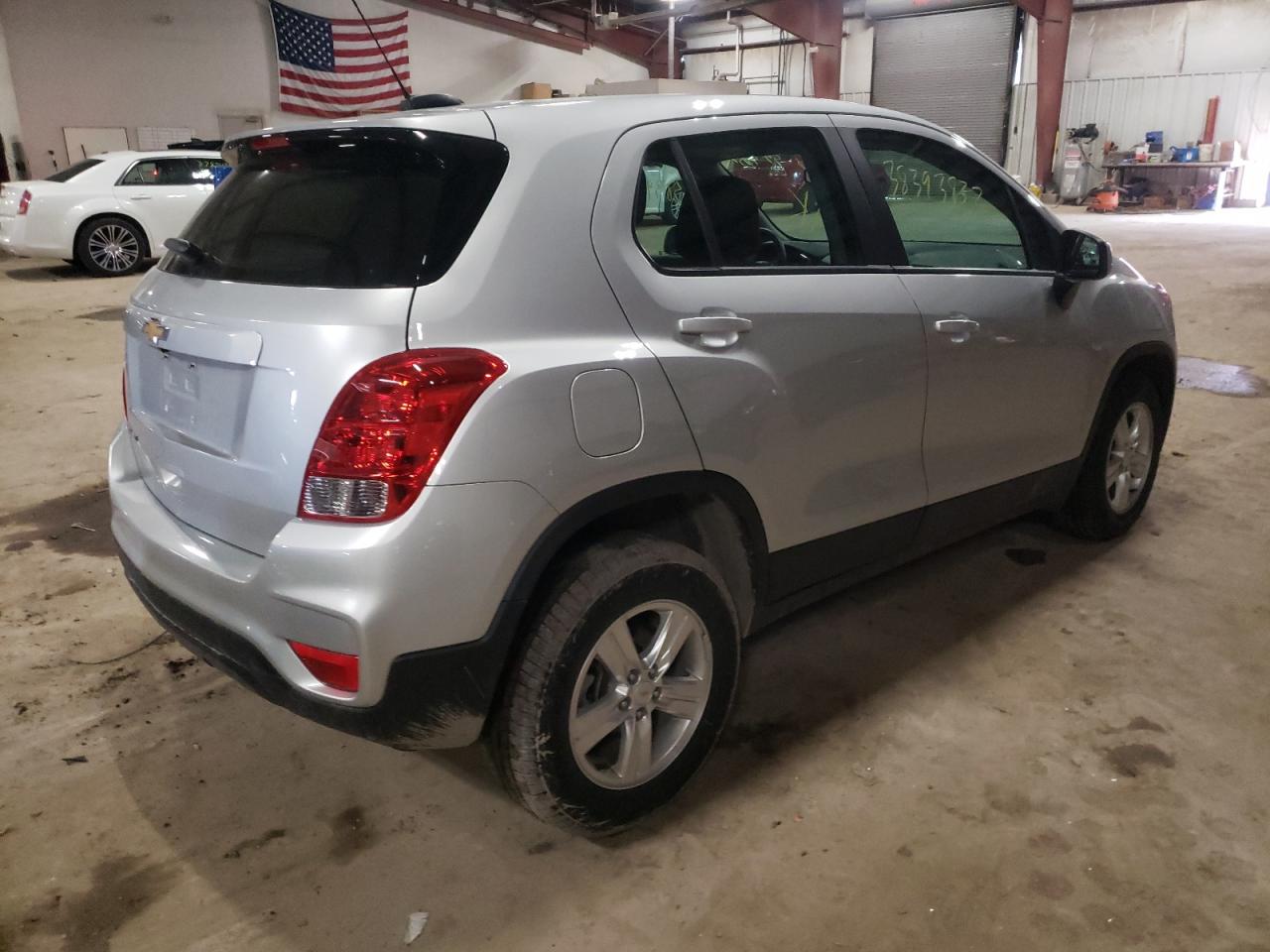 Photo 4 from auction – 2018 CHEVROLET TRAX LS with VIN KL7CJNSBXJB607015