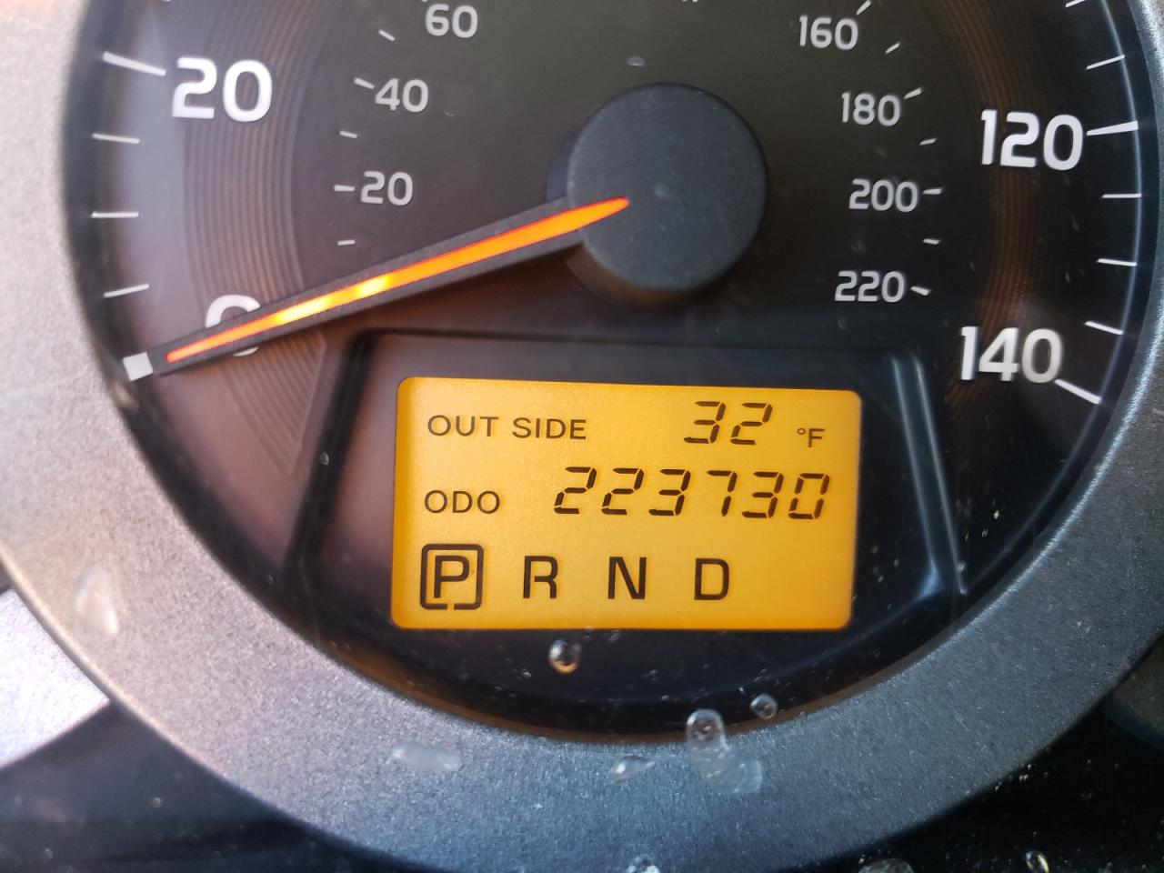 Photo 8 from auction – 2008 TOYOTA RAV4 LIMIT with VIN JTMBD31V386087376