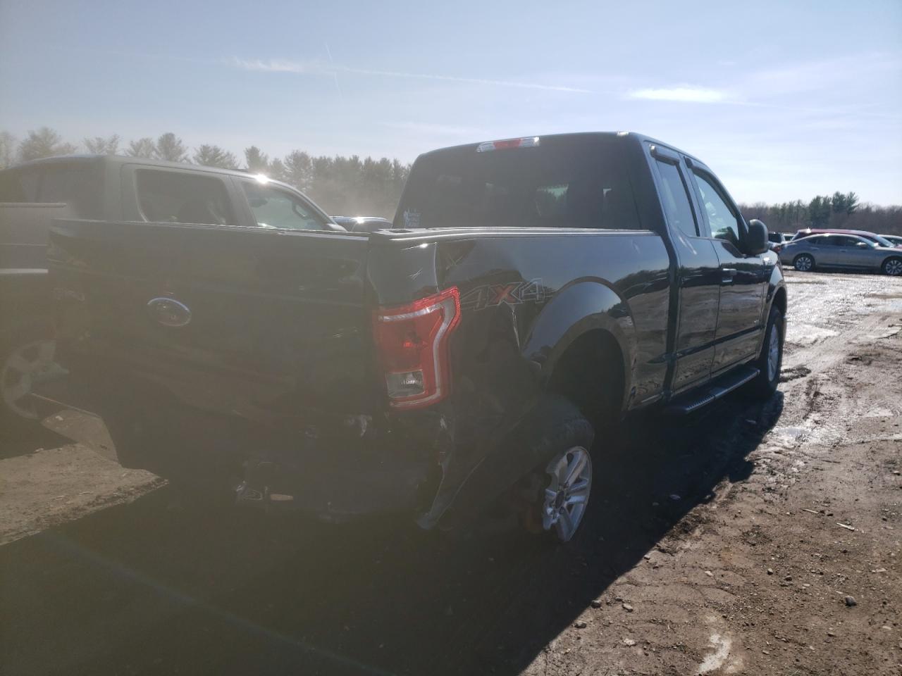 Photo 4 from auction – 2017 FORD F150 SUPER with VIN 1FTEX1EP4HFC61461