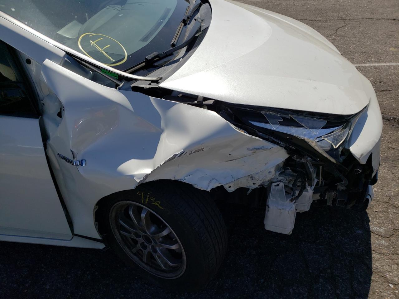 Photo 9 from auction – 2017 TOYOTA PRIUS with VIN JTDKARFU7H3039926