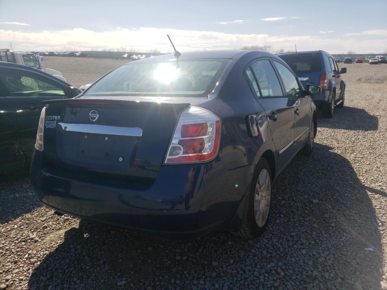 Photo 4 from auction – 2011 NISSAN SENTRA with VIN 3N1AB6AP3BL670891